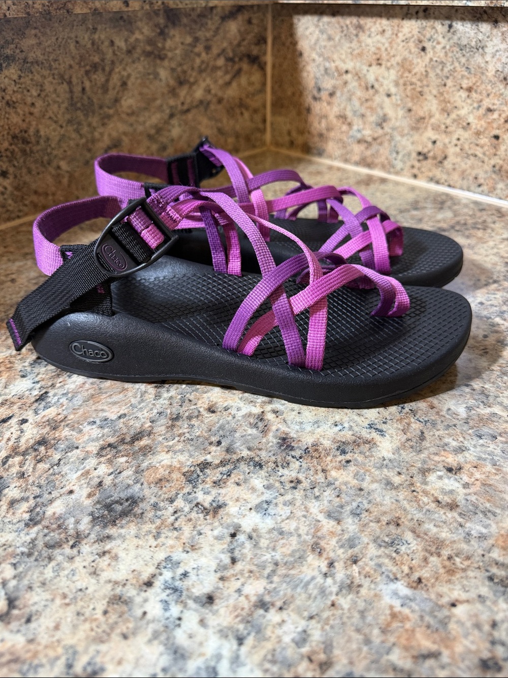 Chaco Women's Z/Cloud X2 purple pink size 9